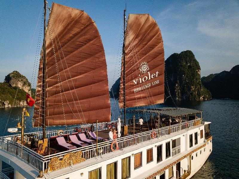 Heritage Line Violet Cruise - Halong Bay & Lan Ha Bay Ha Long Bagian luar foto