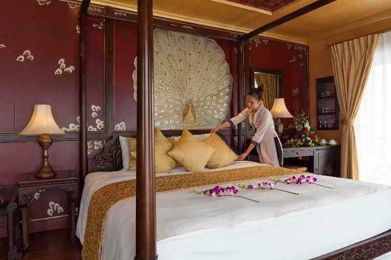 Heritage Line Violet Cruise - Halong Bay & Lan Ha Bay Ha Long Bagian luar foto