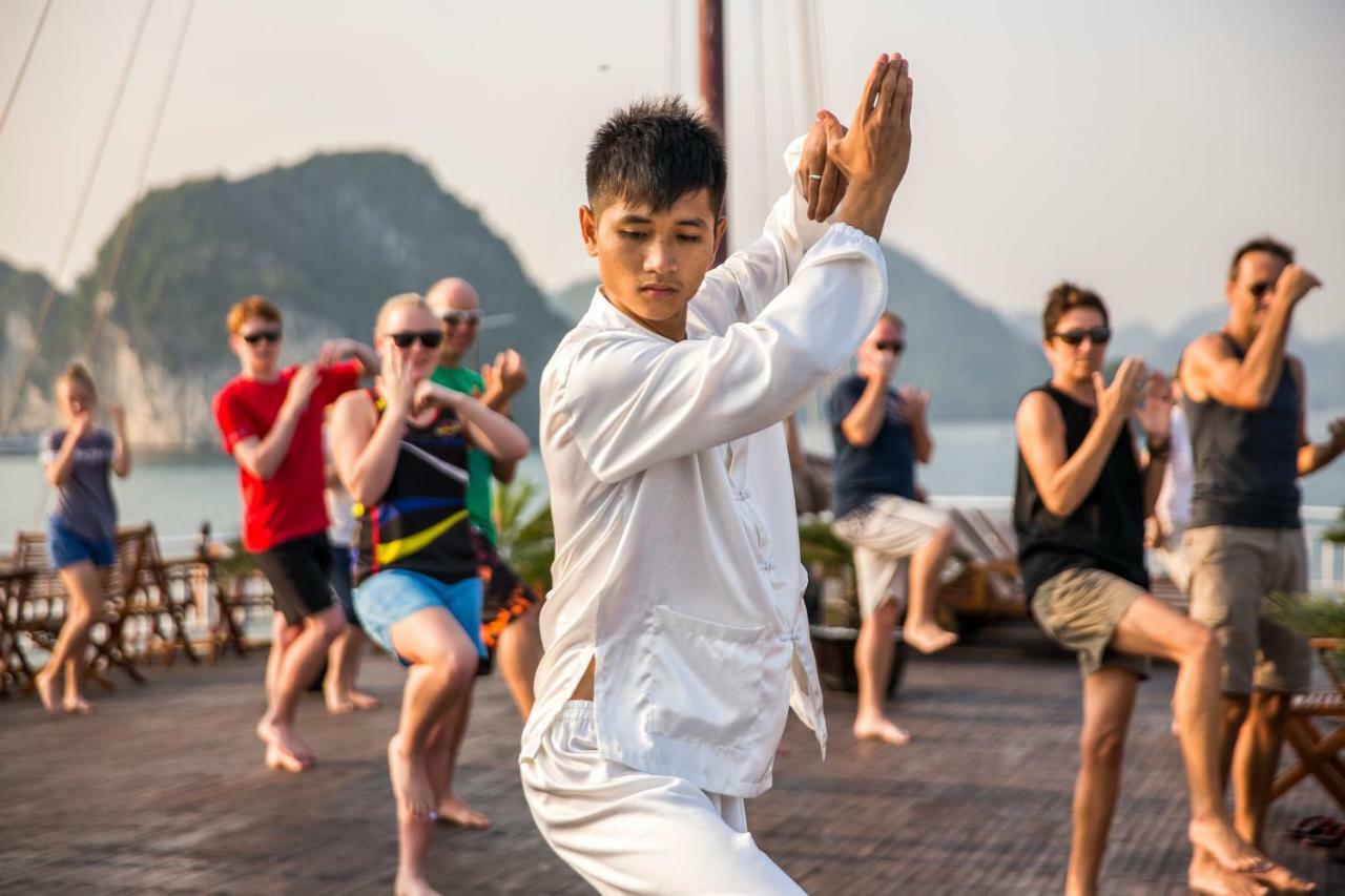 Heritage Line Violet Cruise - Halong Bay & Lan Ha Bay Ha Long Bagian luar foto