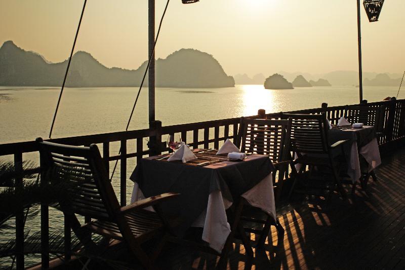 Heritage Line Violet Cruise - Halong Bay & Lan Ha Bay Ha Long Bagian luar foto